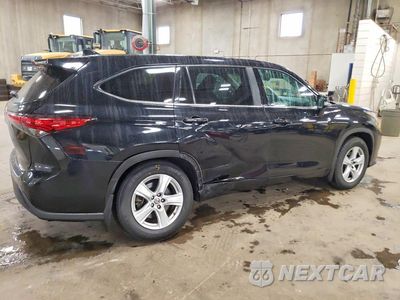 Trzecie zdjęcie samochodu z tyłu: 2020 TOYOTA HIGHLANDER LE VIN:5TDBZRBHXLS502764 - miniatura