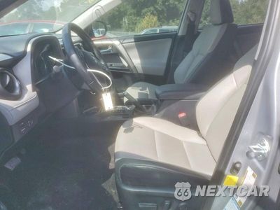 Zdjęcie 7 z 13 samochodu: 2017 TOYOTA RAV4 HV LIMITED VIN:JTMDJREV3HD144265 - miniatura