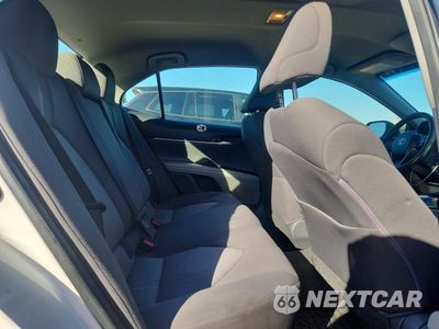 Zdjęcie 10 z 12 samochodu: 2018 TOYOTA CAMRY LE VIN:JTNB11HKXJ3017773 - miniatura