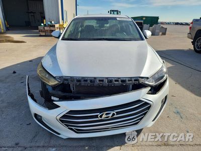 Piąte zdjęcie samochodu w środku: 2018 HYUNDAI ELANTRA VALUE EDITION VIN:5NPD84LF5JH342842 - miniatura