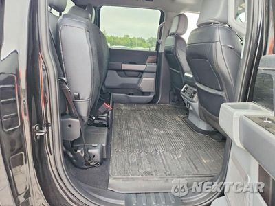 Zdjęcie 10 z 13 samochodu: 2025 FORD F150 LARIAT VIN:1FTFW5L57SKE94054 - miniatura