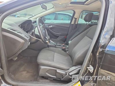 Zdjęcie 7 z 13 samochodu: 2018 FORD FOCUS SEL VIN:1FADP3H22JL221660 - miniatura