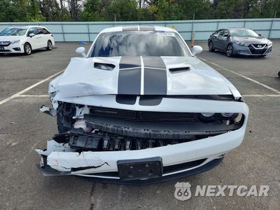 Piąte zdjęcie samochodu w środku: 2016 DODGE CHALLENGER SXT VIN:2C3CDZAG7GH120261 - miniatura