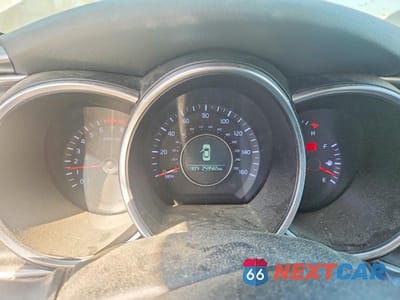 Zdjęcie 9 z 12 samochodu: 2014 KIA OPTIMA LX VIN:5XXGM4A78EG270167 - miniatura