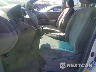 Zdjęcie 8 z 14 samochodu: 2006 TOYOTA SIENNA CE 7 PASSENGER VIN:5TDZA23C96S390754 - miniatura