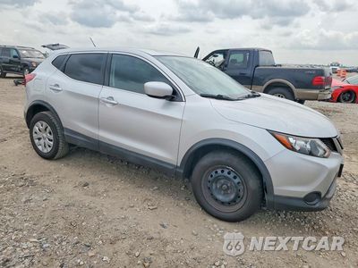 Czwarte zdjęcie samochodu z boku: 2019 NISSAN ROGUE SPORT S VIN:JN1BJ1CP3KW212575 - miniatura
