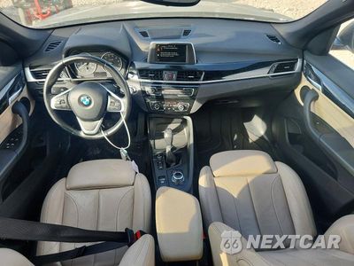 Zdjęcie 8 z 13 samochodu: 2017 BMW X1 XDRIVE28I VIN:WBXHT3C37H5F74763 - miniatura