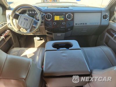 Zdjęcie 8 z 12 samochodu: 2009 FORD F250 SUPER DUTY VIN:1FTSW21R99EA75618 - miniatura
