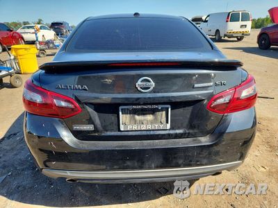 Zdjęcie 6 z 12 samochodu: 2018 NISSAN ALTIMA 2.5 SR VIN:1N4AL3AP5JC244130 - miniatura