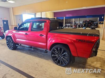 Drugie zdjęcie samochodu z przodu: 2013 TOYOTA TACOMA V6 VIN:3TMLU4EN6DM125679 - miniatura