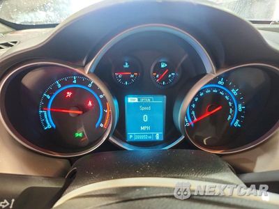 Zdjęcie 9 z 12 samochodu: 2014 CHEVROLET CRUZE LS VIN:1G1PA5SH0E7221570 - miniatura
