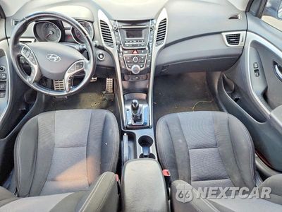 Zdjęcie 8 z 12 samochodu: 2016 HYUNDAI ELANTRA GT BASE VIN:KMHD35LH1GU307540 - miniatura