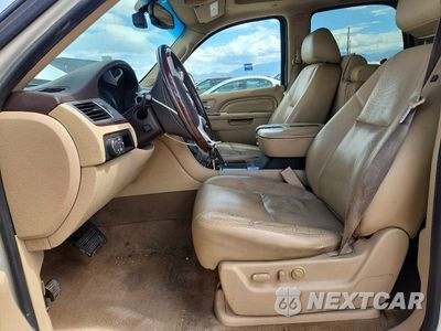 Zdjęcie 7 z 12 samochodu: 2011 CADILLAC ESCALADE LUXURY VIN:1GYS4BEF0BR347648 - miniatura