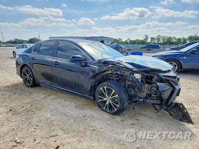 Czwarte zdjęcie samochodu z boku: 2020 TOYOTA CAMRY SE VIN:4T1G11AK9LU952134 - miniatura