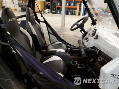 Piąte zdjęcie samochodu w środku: 2014 POLARIS RZR UTILITY VEHICLE VIN:4XAVH6EA5EB924326 - miniatura