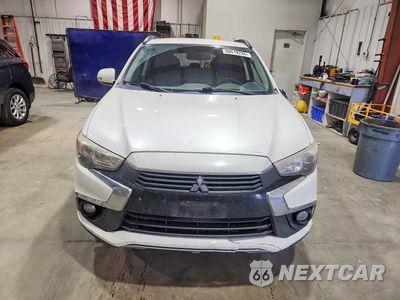 Piąte zdjęcie samochodu w środku: 2017 MITSUBISHI OUTLANDER SPORT SEL VIN:JA4AR4AW4HZ027613 - miniatura