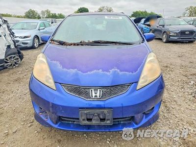 Piąte zdjęcie samochodu w środku: 2009 HONDA FIT SPORT VIN:JHMGE884X9S026269 - miniatura