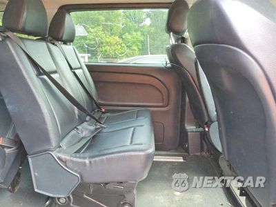 Zdjęcie 10 z 12 samochodu: 2018 MERCEDES-BENZ METRIS VIN:WD4PG2EE0J3368341 - miniatura