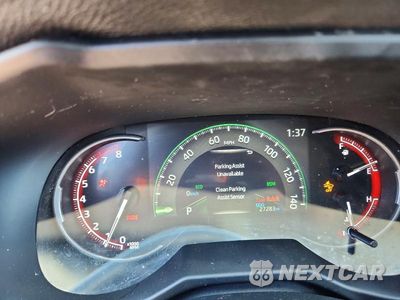 Zdjęcie 9 z 13 samochodu: 2025 TOYOTA RAV4 XLE PREMIUM VIN:2T3A1RFV3SW607128 - miniatura