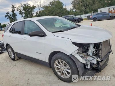 Czwarte zdjęcie samochodu z boku: 2021 CHEVROLET EQUINOX LS VIN:3GNAXHEV2MS164035 - miniatura