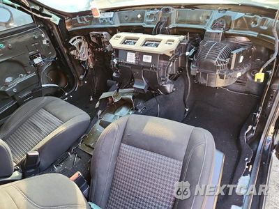 Zdjęcie 8 z 12 samochodu: 2023 DODGE CHALLENGER SXT VIN:2C3CDZAG6PH526435 - miniatura