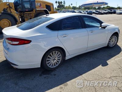 Trzecie zdjęcie samochodu z tyłu: 2018 FORD FUSION SE VIN:3FA6P0HD1JR218680 - miniatura