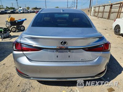 Zdjęcie 6 z 12 samochodu: 2025 LEXUS ES 300H VIN:58ADA1C1XSU056195 - miniatura
