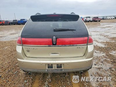 Zdjęcie 6 z 13 samochodu: 2010 LINCOLN MKX VIN:2LMDJ6JC8ABJ31154 - miniatura