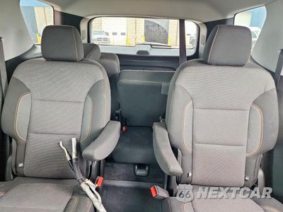 Zdjęcie 10 z 14 samochodu: 2019 CHEVROLET TRAVERSE LT VIN:1GNERGKW9KJ215452 - miniatura