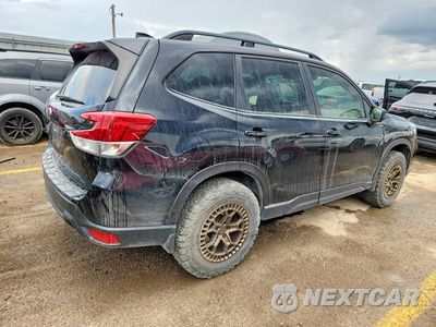 Trzecie zdjęcie samochodu z tyłu: 2021 SUBARU FORESTER PREMIUM VIN:JF2SKAJC6MH527177 - miniatura