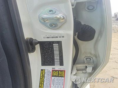 Zdjęcie 12 z 12 samochodu: 2023 TOYOTA CAMRY LE VIN:4T1C31AK3PU055194 - miniatura