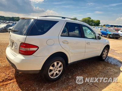 Trzecie zdjęcie samochodu z tyłu: 2006 MERCEDES-BENZ ML 350 VIN:4JGBB86E86A093000 - miniatura