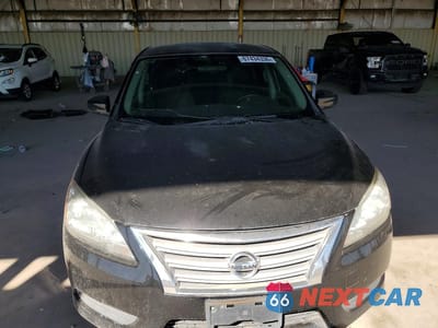 Piąte zdjęcie samochodu w środku: 2015 NISSAN SENTRA SV VIN:3N1AB7AP8FY261056 - miniatura