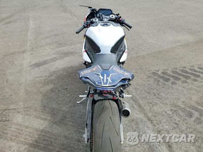 Zdjęcie 6 z 9 samochodu: 2026 BMW S 1000 RR VIN:WB10P2304T6M51899 - miniatura