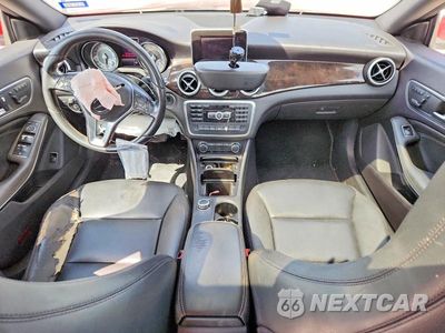 Zdjęcie 8 z 12 samochodu: 2014 MERCEDES-BENZ CLA 250 VIN:WDDSJ4EB1EN131249 - miniatura