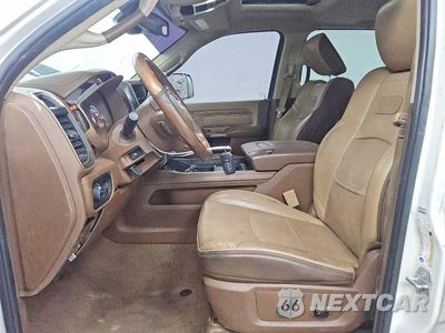Zdjęcie 7 z 12 samochodu: 2020 RAM 2500 LONGHORN VIN:3C6UR5GL4LG200259 - miniatura