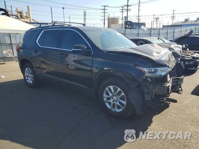 Czwarte zdjęcie samochodu z boku: 2019 CHEVROLET TRAVERSE LT VIN:1GNERGKW6KJ208863 - miniatura