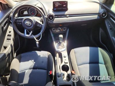 Zdjęcie 8 z 12 samochodu: 2019 TOYOTA YARIS LE VIN:3MYDLBYV4KY512505 - miniatura