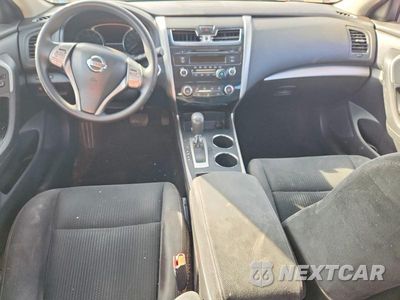 Zdjęcie 8 z 13 samochodu: 2015 NISSAN ALTIMA 2.5 S VIN:1N4AL3AP2FC229382 - miniatura