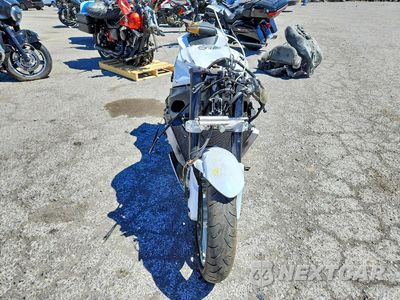 Drugie zdjęcie samochodu z przodu: 2019 SUZUKI GSX-R600 VIN:JS1GN7FA2K7100159 - miniatura