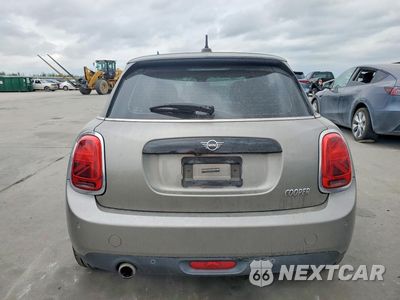 Zdjęcie 6 z 12 samochodu: 2020 MINI COOPER VIN:WMWXU7C09L2M10468 - miniatura
