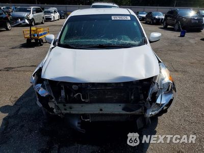 Piąte zdjęcie samochodu w środku: 2017 NISSAN VERSA 1.6 S PLUS VIN:3N1CN7AP8HL852956 - miniatura