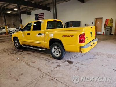 Drugie zdjęcie samochodu z przodu: 2006 DODGE DAKOTA QUAD SLT VIN:1D7HE48J56S558793 - miniatura