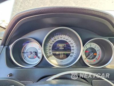Zdjęcie 9 z 12 samochodu: 2013 MERCEDES-BENZ C 250 VIN:WDDGF4HB3DR267618 - miniatura