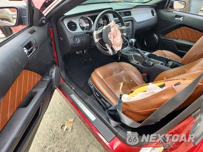 Zdjęcie 8 z 12 samochodu: 2010 FORD MUSTANG VIN:1ZVBP8AN9A5108230 - miniatura