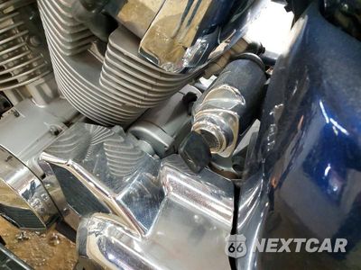 Zdjęcie 8 z 9 samochodu: 2005 HONDA VT750 CA VIN:JH2RC503X5M103827 - miniatura