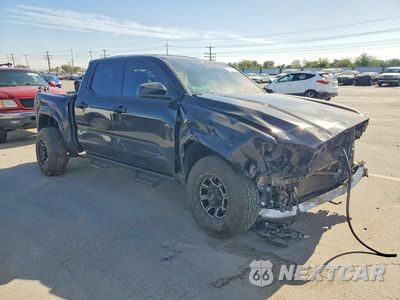 Czwarte zdjęcie samochodu z boku: 2025 TOYOTA TACOMA SR5 VIN:3TMLB5JN1SM142792 - miniatura
