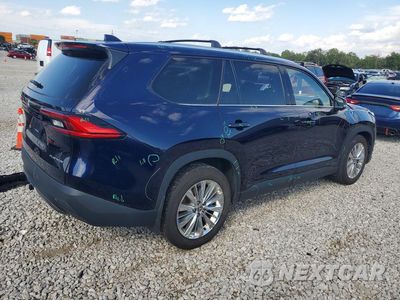 Trzecie zdjęcie samochodu z tyłu: 2024 TOYOTA GRAND HIGHLANDER PLATINUM VIN:5TDAAAB54RS029222 - miniatura