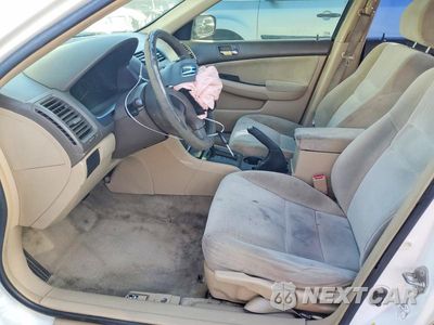 Zdjęcie 7 z 12 samochodu: 2005 HONDA ACCORD LX VIN:1HGCM564X5A085165 - miniatura