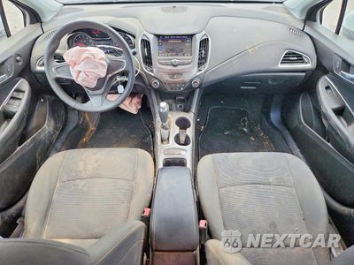 Zdjęcie 8 z 12 samochodu: 2019 CHEVROLET CRUZE LS VIN:1G1BC5SM5K7103155 - miniatura